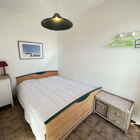 T2 Rdc Avec Parking, Proche Centre Et à - Fr-1-702-12 * Agde