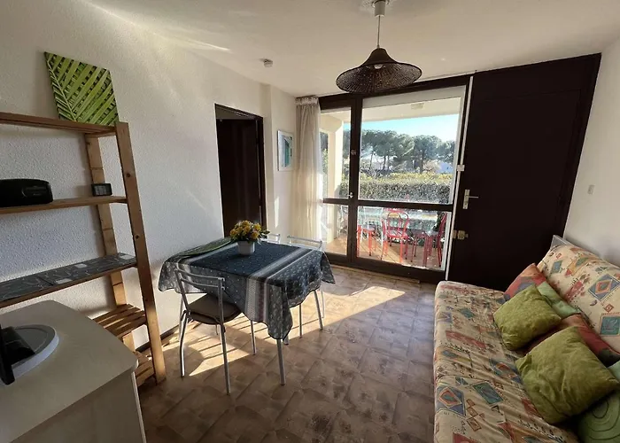 T2 Rdc Avec Parking, Proche Centre Et à - Fr-1-702-12 *