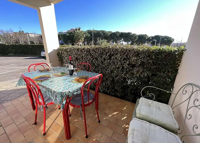 T2 Rdc Avec Parking, Proche Centre Et à - Fr-1-702-12 *